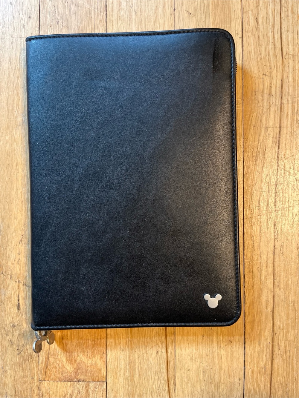 vintage y2k disneys Mickey Mouse leather folio w/ zip around closure,mickey pull